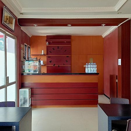 מלון נקסר Oyo 92098 Kost Orange Syariah מראה חיצוני תמונה