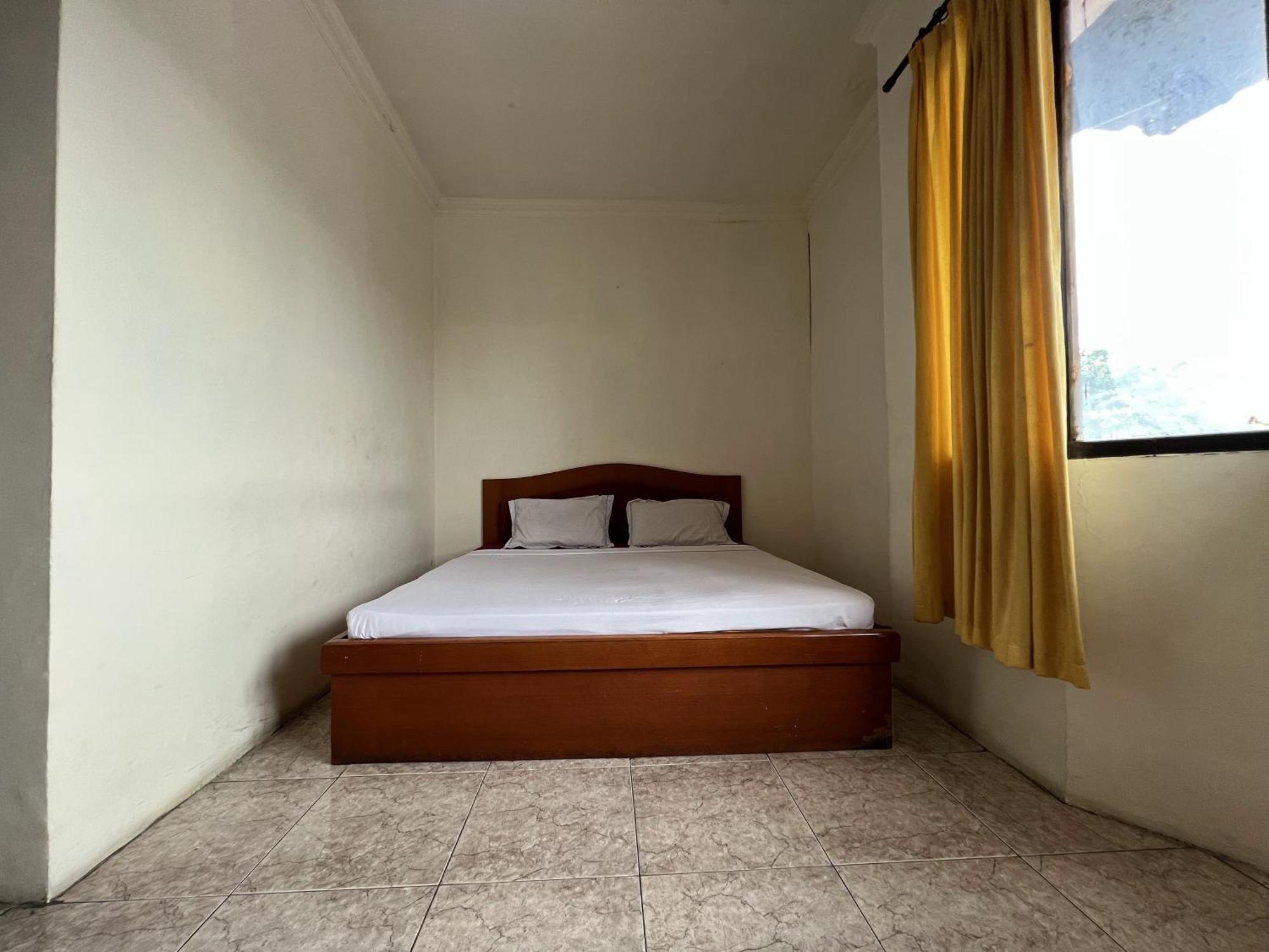 מלון נקסר Oyo 92098 Kost Orange Syariah מראה חיצוני תמונה